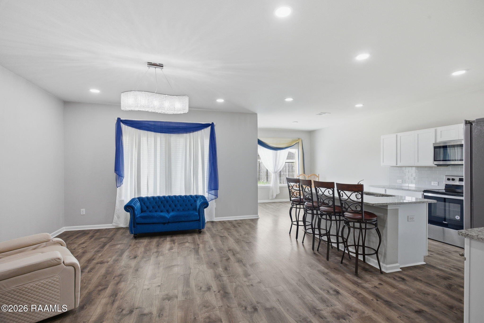 4041 Starling Place Jennings, LA 70546 - Photo 2 of 16 7-web-or-mls-0O3A4486