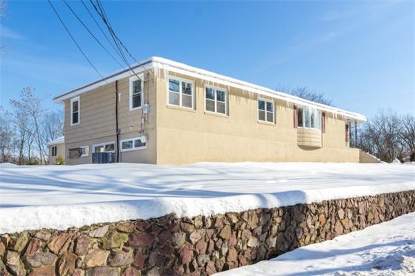 153 Parker Road Wakefield, MA 01880 - Photo 5 of 30