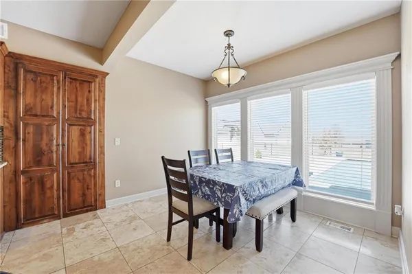 $520,000 | 4701 Corinth Drive, St. Joseph, MO 64506