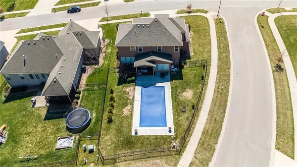 $520,000 | 4701 Corinth Drive, St. Joseph, MO 64506