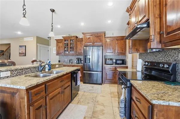 $520,000 | 4701 Corinth Drive, St. Joseph, MO 64506