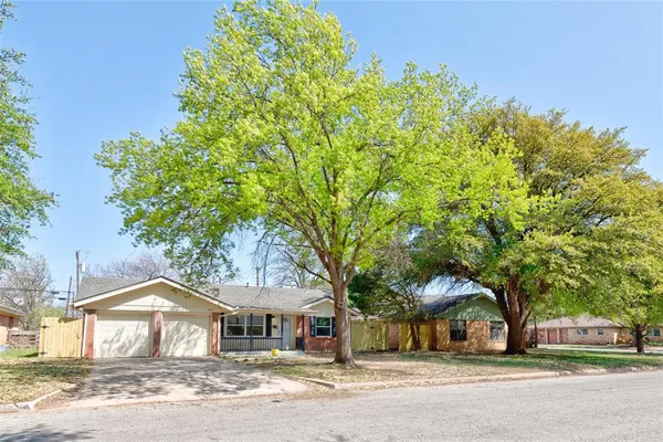 $263,900 | 3610 Brookhollow Drive, Abilene, TX 79605