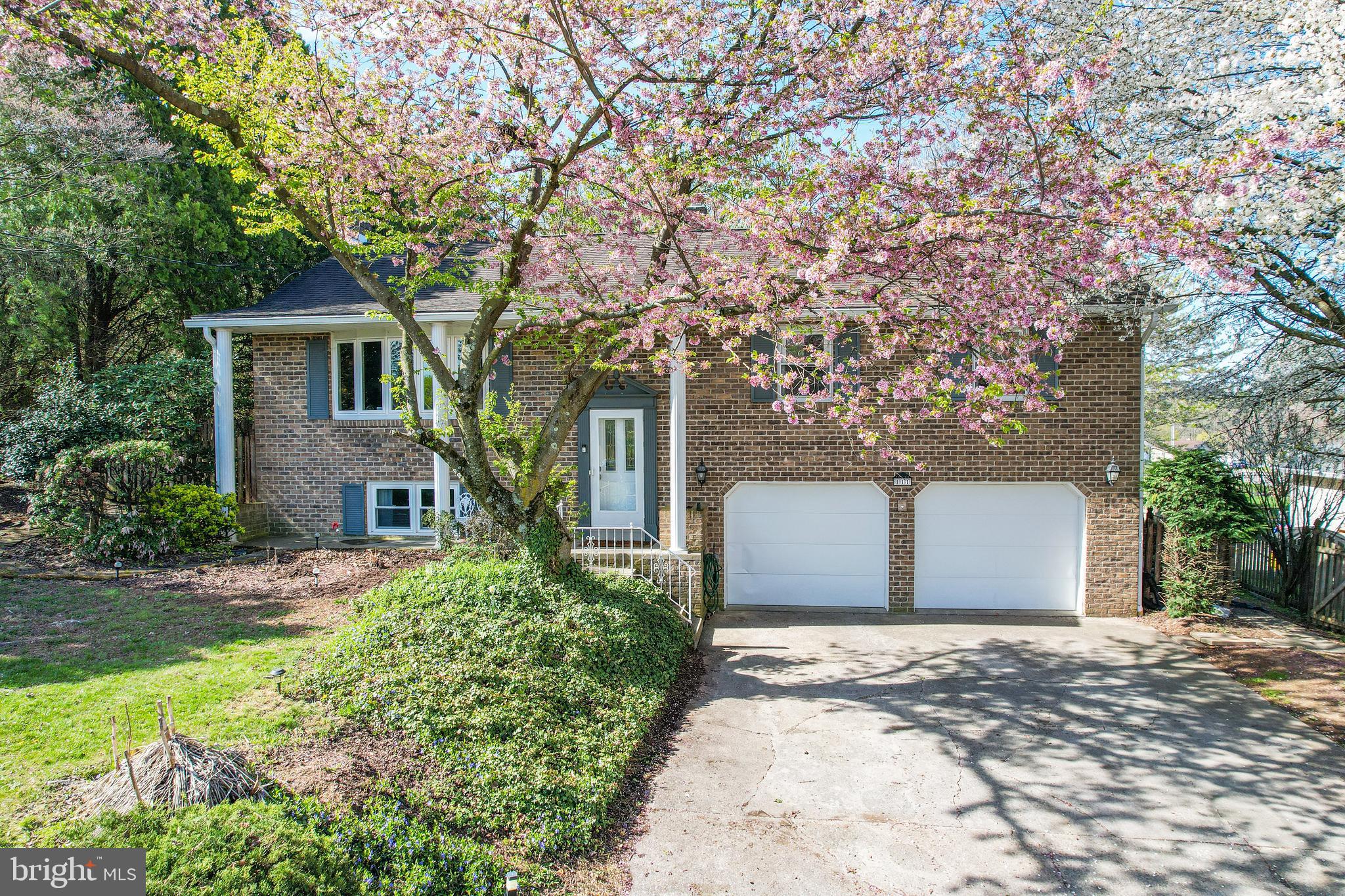 111 Blooming Grove Road Hanover, PA 17331 - Photo 4 of 54