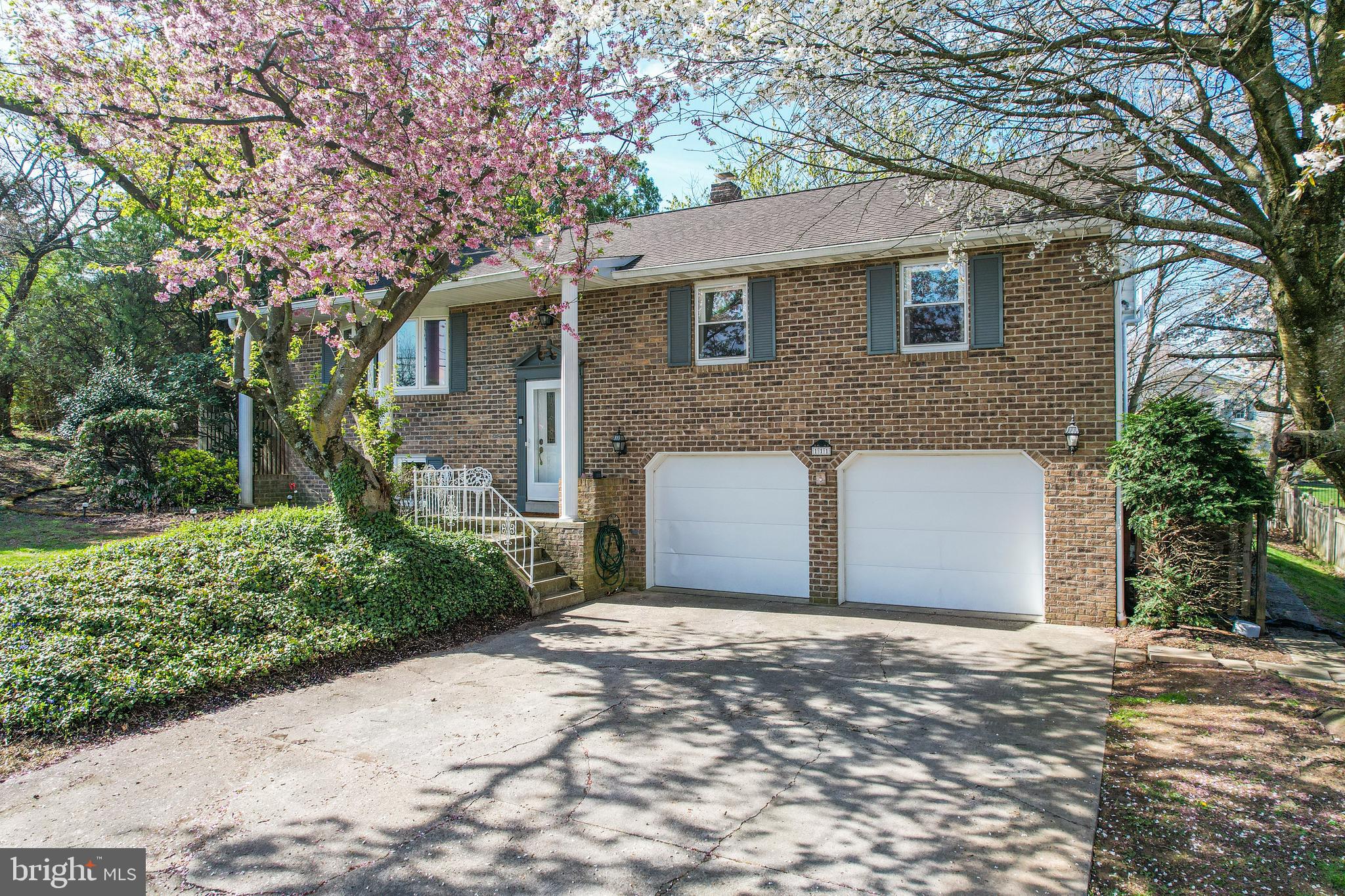 111 Blooming Grove Road Hanover, PA 17331 - Photo 5 of 54