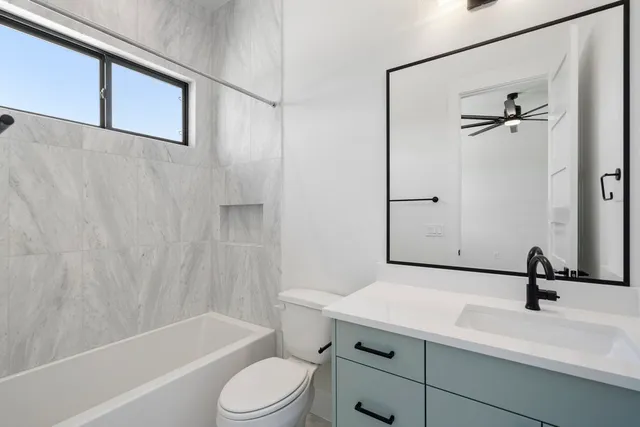 $2,424,990 | 6101 Adhara Pass, Austin, TX 78730