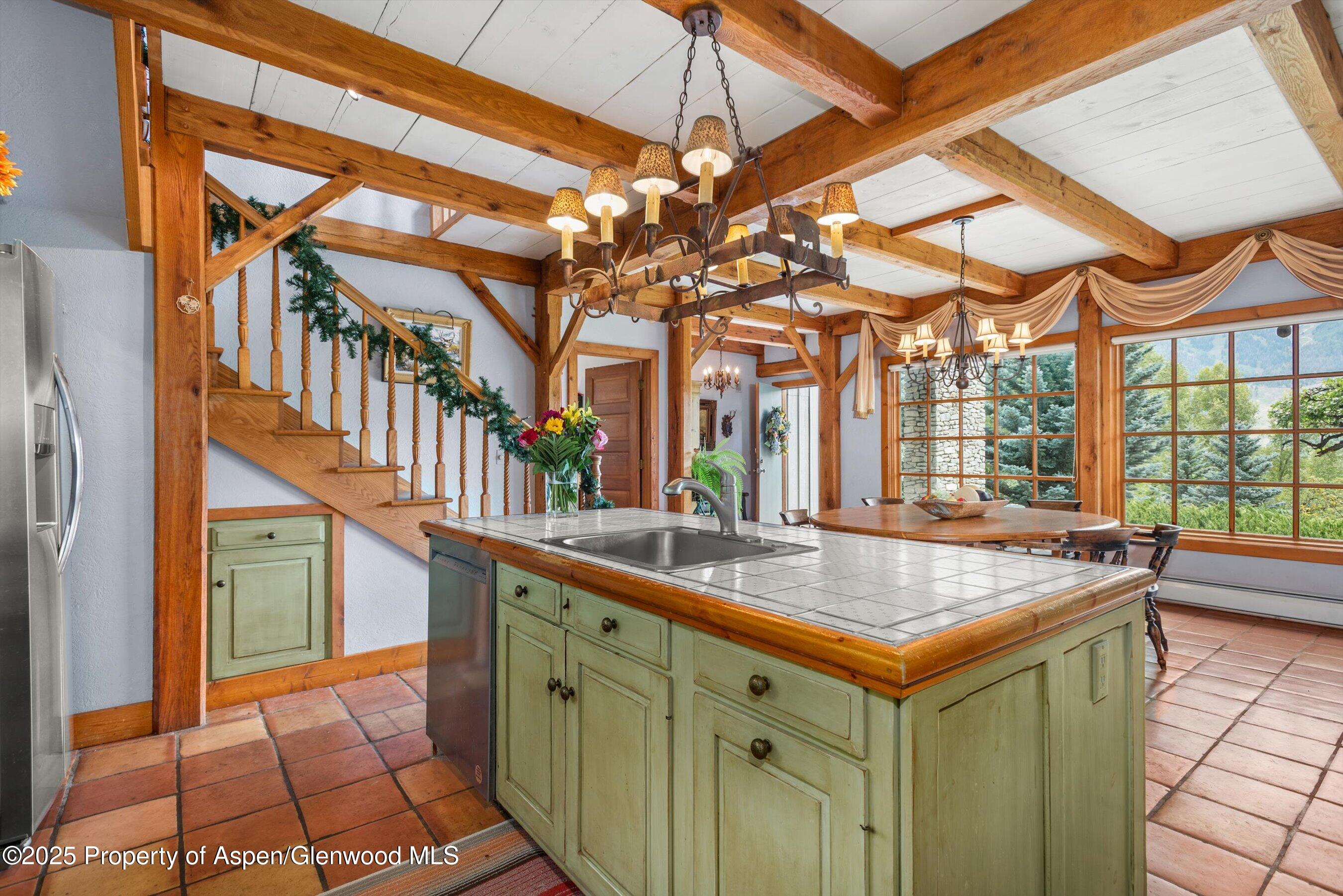 927 Red Mountain Road Aspen, CO 81612 - Photo 10 of 37