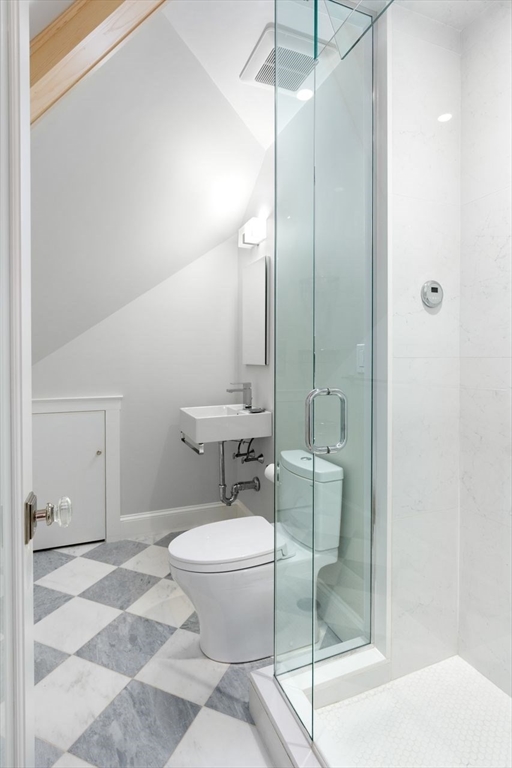 85 Gate House Road Newton, MA 02467 - Photo 8 of 12