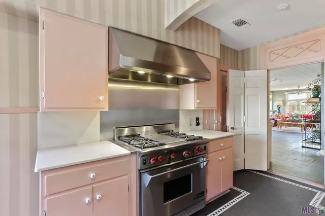 $1,250,000 | 452 Cornell Avenue, Baton Rouge, LA 70808