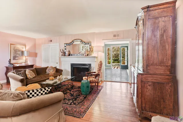 $1,250,000 | 452 Cornell Avenue, Baton Rouge, LA 70808