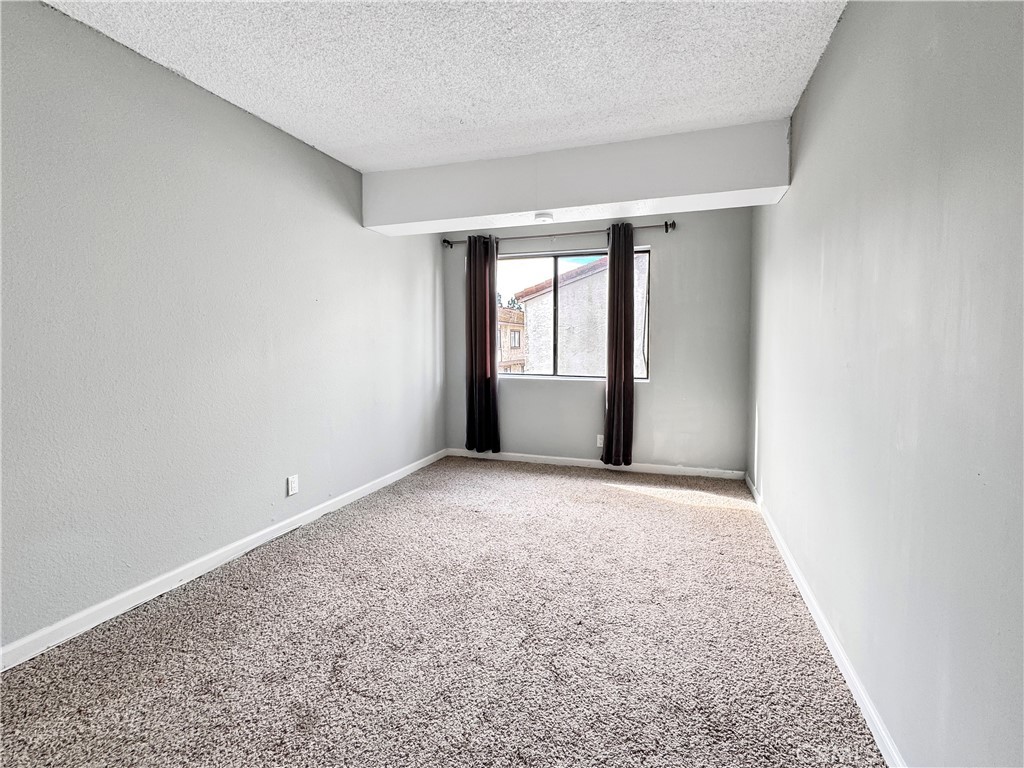 20224 Sherman Way, Unit 14 Winnetka, CA 91306 - Photo 11 of 20 Second Floor Bed#2