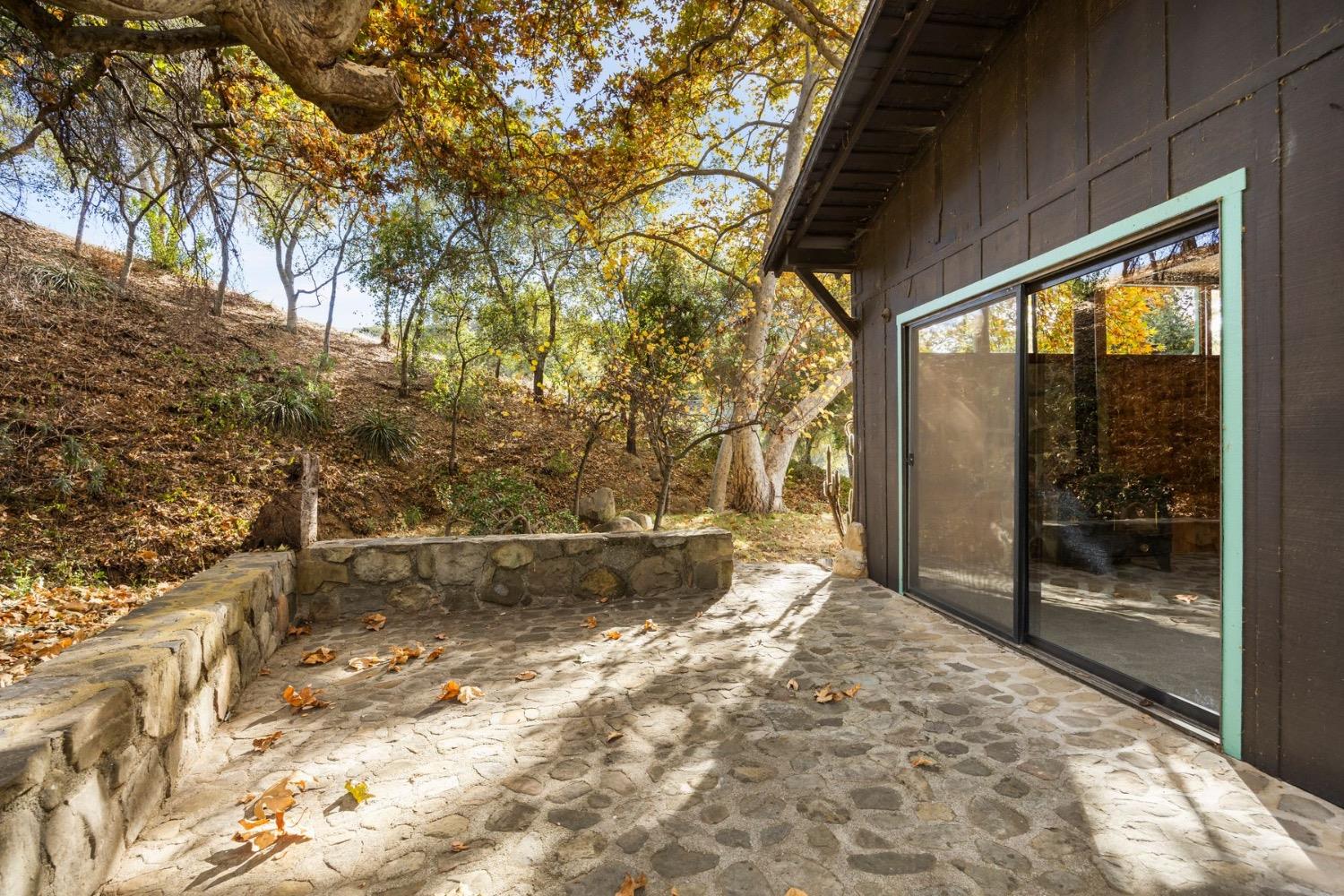 2250 Hermitage Road Ojai, CA 93023 - Photo 24 of 31