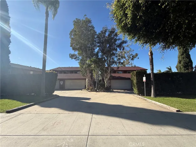 $3,750 | 854 North Glassell Street, Orange, CA 92867