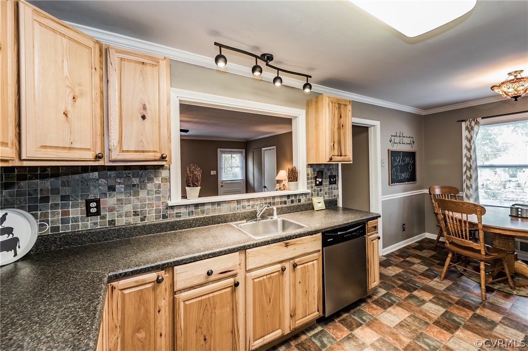 113 Wootton Road Sandston, VA 23150 - Photo 14 of 43 Gallery Image 14