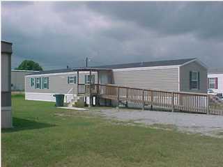 4810 Norris Road New Iberia, LA 70560 - Photo 1 of 9 Primary Photo