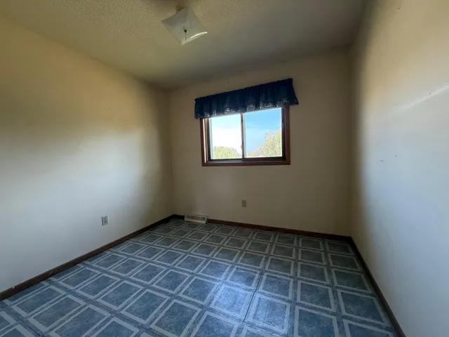 $447,500 | 647 127th Street Northeast, Monticello, MN 55362