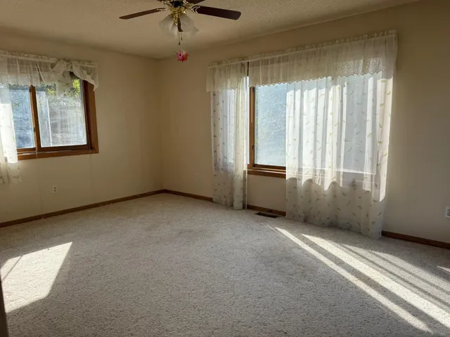 $447,500 | 647 127th Street Northeast, Monticello, MN 55362