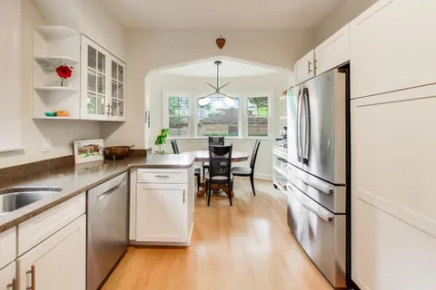 $819,000 | 1228 Linden Avenue, Oak Park, IL 60302