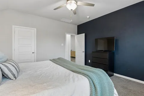$350,000 | 6909 Lilac Drive, Venus, TX 76084