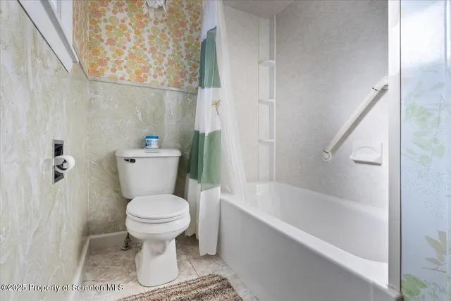 a view of a hallway with entryway