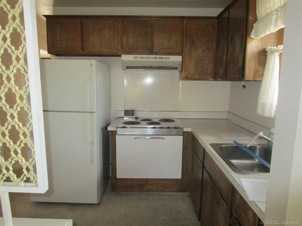 29660 Hoover Road Warren, MI 48093 - Photo 4 of 8
