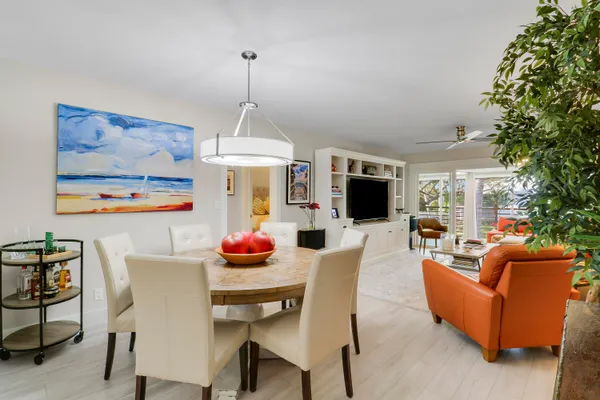 $2,300 | 1 Garden Street, Unit 207, Tequesta, FL 33469