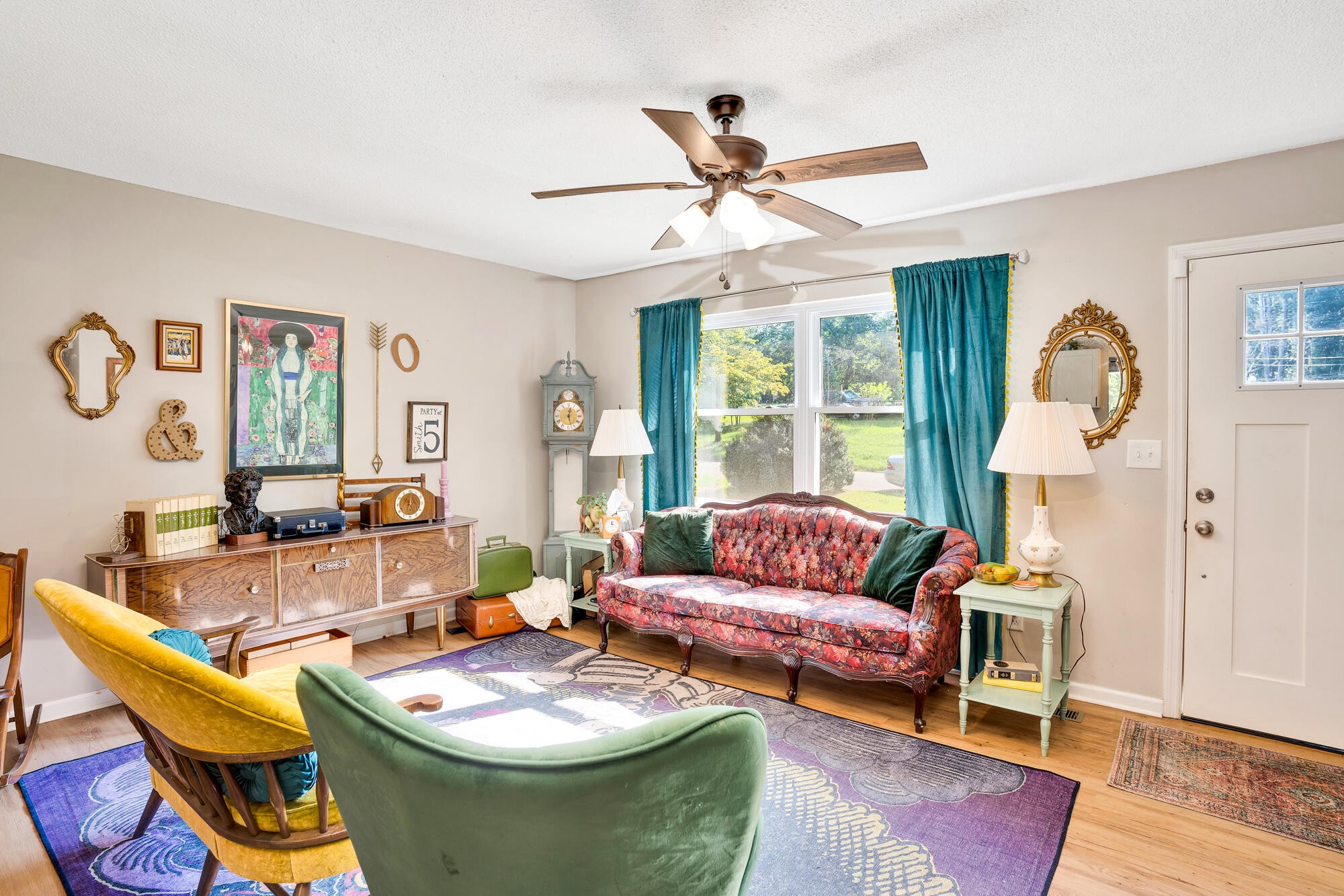 5961 Congress Lane Harrison, TN 37341 - Photo 5 of 30 a living room with furniture and a large window