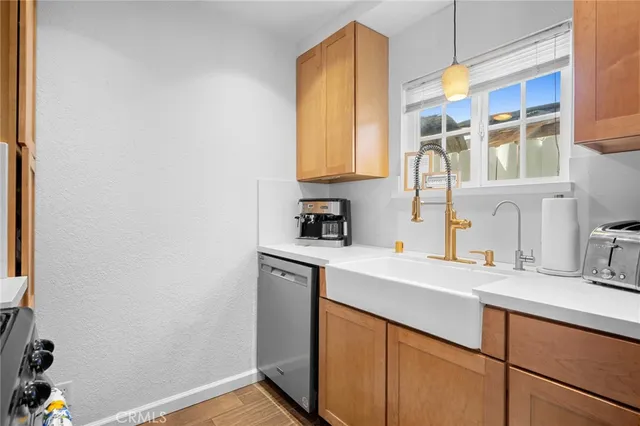 $750,000 | 6838 Haywood Street, Tujunga, CA 91042