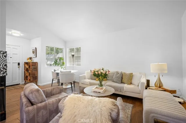 $750,000 | 6838 Haywood Street, Tujunga, CA 91042