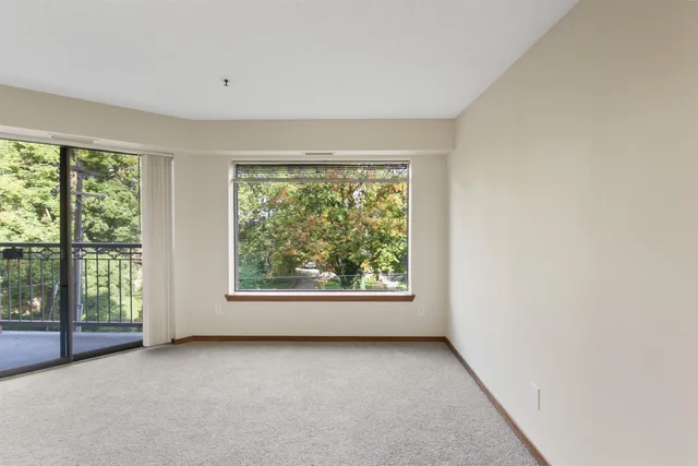 $250,000 | 221 East Rockwood Boulevard, Unit 113, Spokane, WA 99202