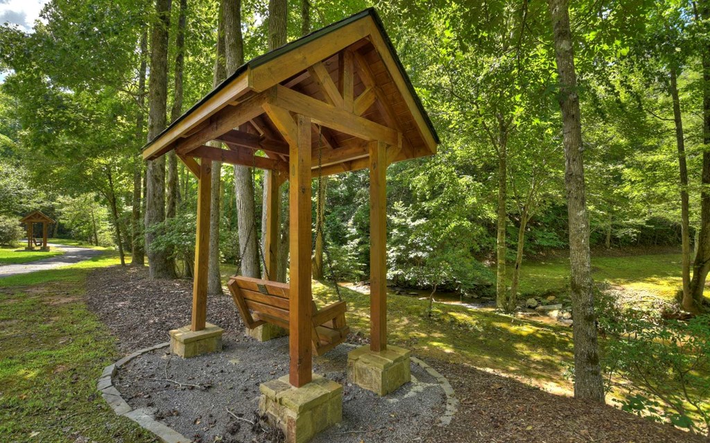 137 Whispering Ridge Court Ellijay, GA 30540 - Photo 11 of 36 Gallery Image 11
