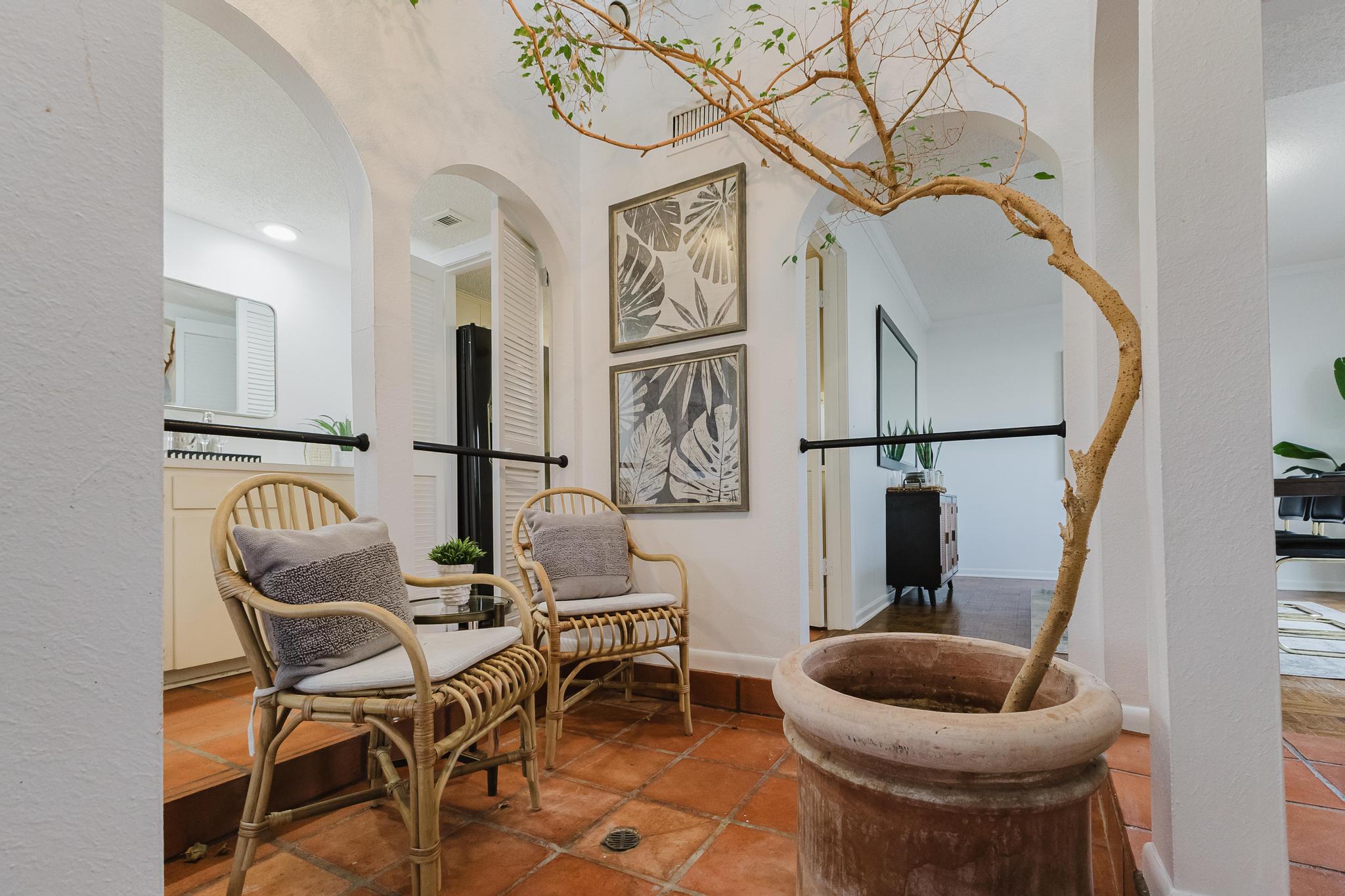 3500 Enfield Road, Unit F Austin, TX 78703 - Photo 6 of 22 a dining room with furniture and window