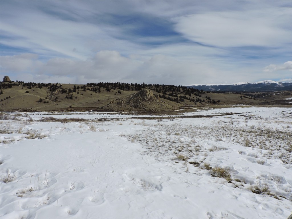2017 Travois Road Jefferson, CO 80456 - Photo 11 of 14 a view of beach and ocean