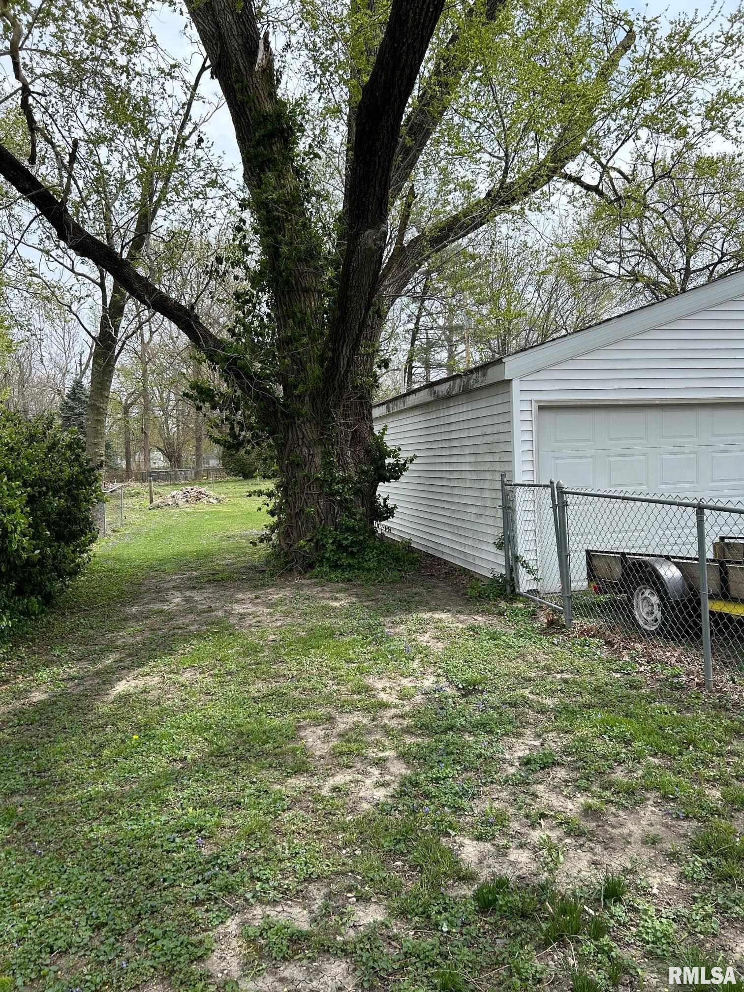 1020 North Walnut Street Springfield, IL 62702 - Photo 12 of 12