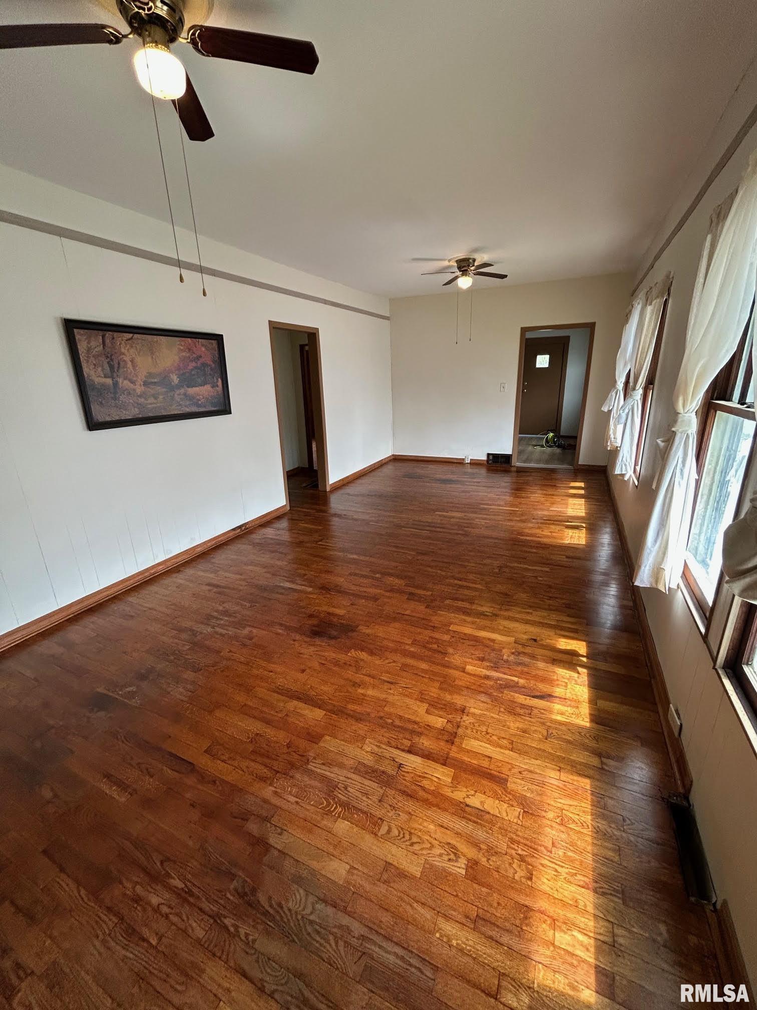 1020 North Walnut Street Springfield, IL 62702 - Photo 3 of 12