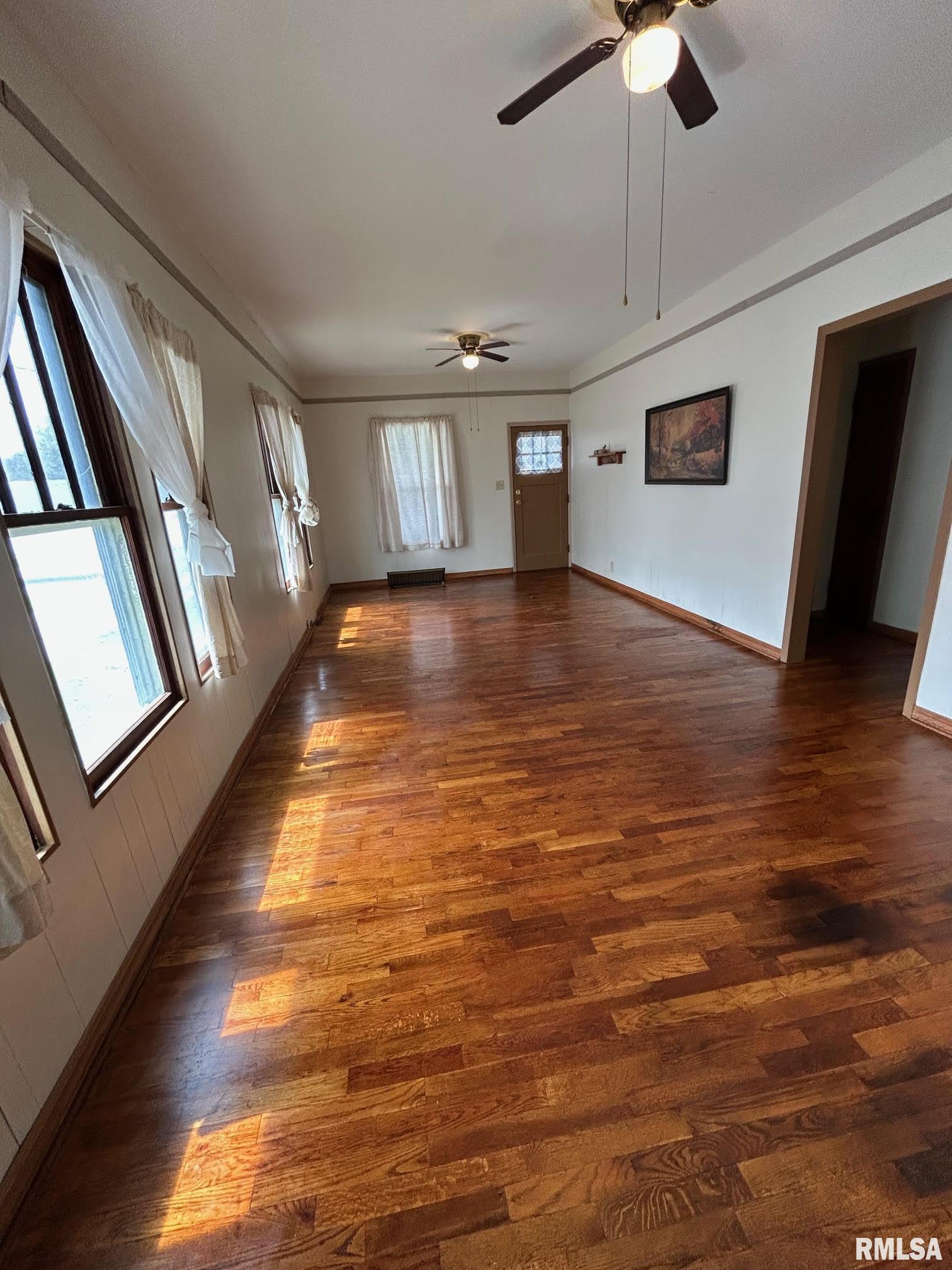 1020 North Walnut Street Springfield, IL 62702 - Photo 4 of 12