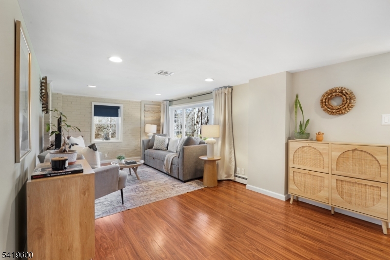 10 Ironia Road Mendham, NJ 07945 - Photo 11 of 32