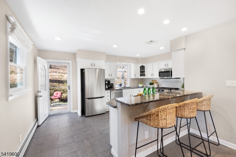 10 Ironia Road Mendham, NJ 07945 - Photo 14 of 32