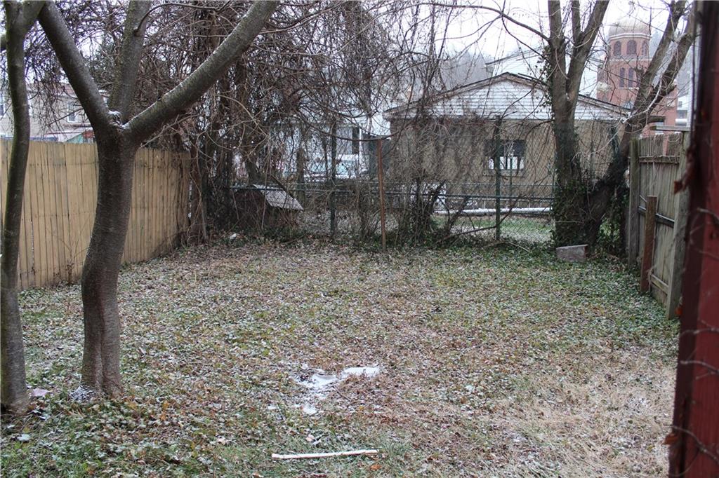 206 Park Road Ambridge, PA 15003 - Photo 12 of 16 Gallery Image 12
