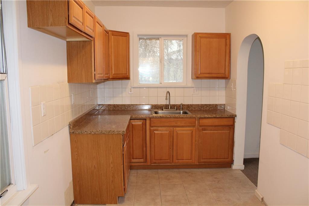 206 Park Road Ambridge, PA 15003 - Photo 5 of 16 Gallery Image 5