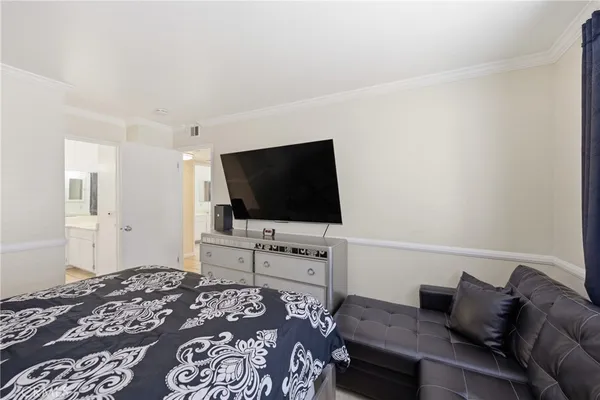 $465,000 | 151 Majestic Court, Unit 705, Moorpark, CA 93021