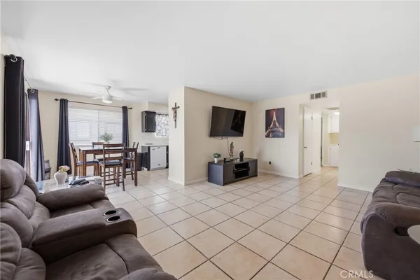$465,000 | 151 Majestic Court, Unit 705, Moorpark, CA 93021