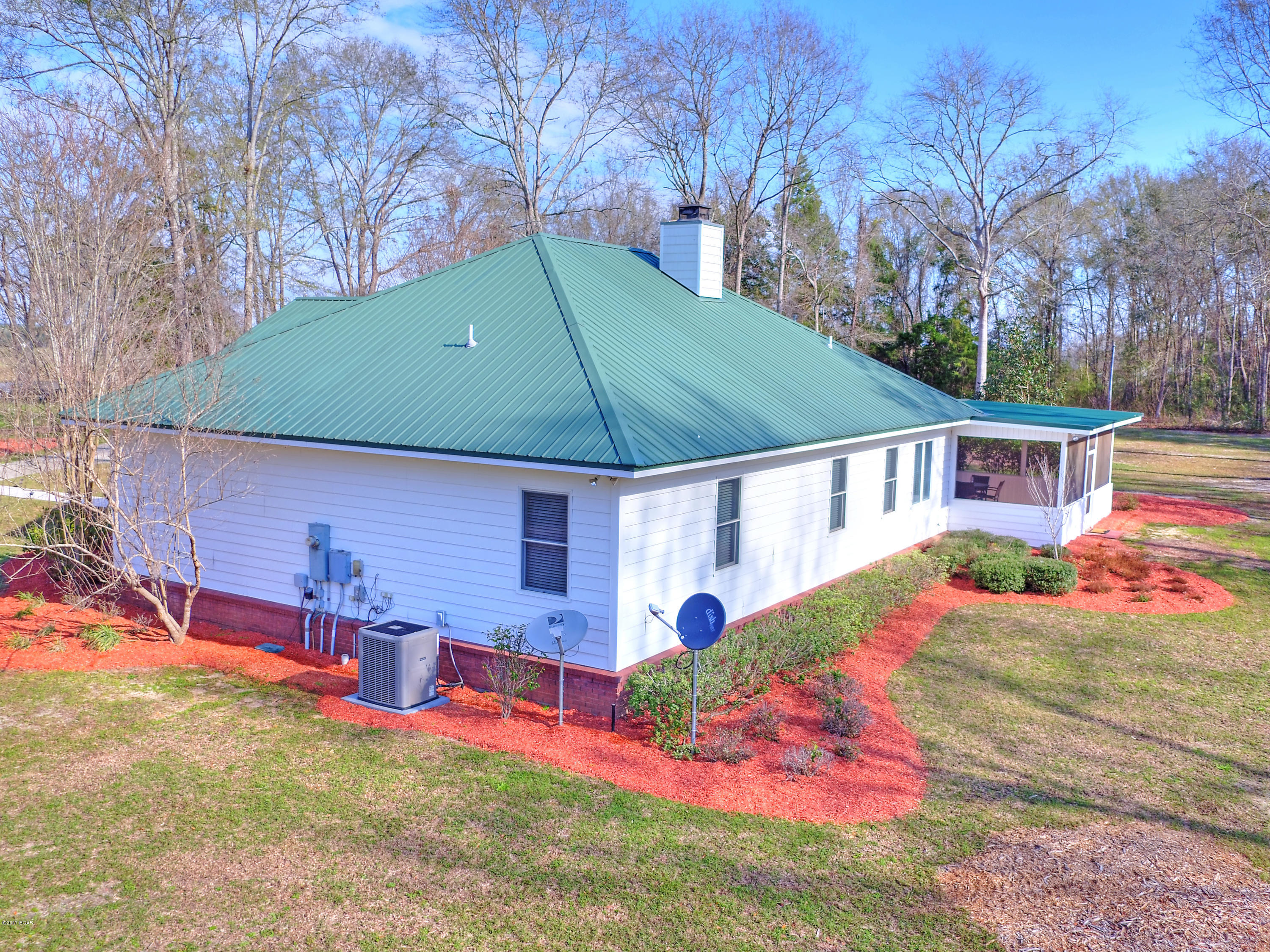2877 Bruner Dairy Road Vernon, FL 32462 - Photo 14 of 100 Gallery Image 14