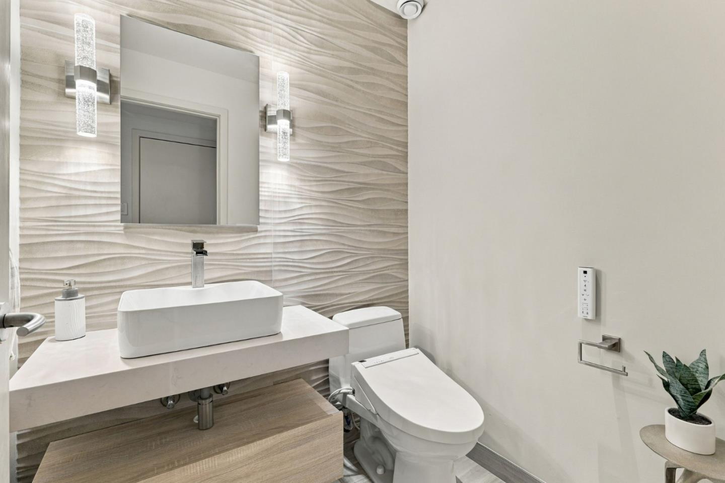 217 Mistletoe Road Los Gatos, CA 95032 - Photo 28 of 126 Gallery Image 28