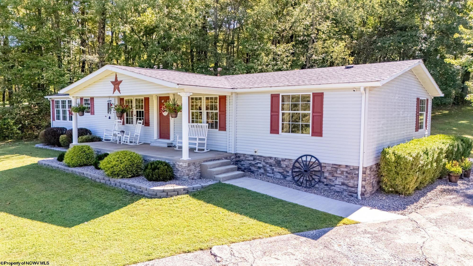 282 Co Rte 1/1 Bridgeport, WV 26330 - Photo 3 of 50 Gallery Image 3