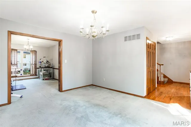 $425,000 | 2105 Telford Drive, St. Louis, MO 63125