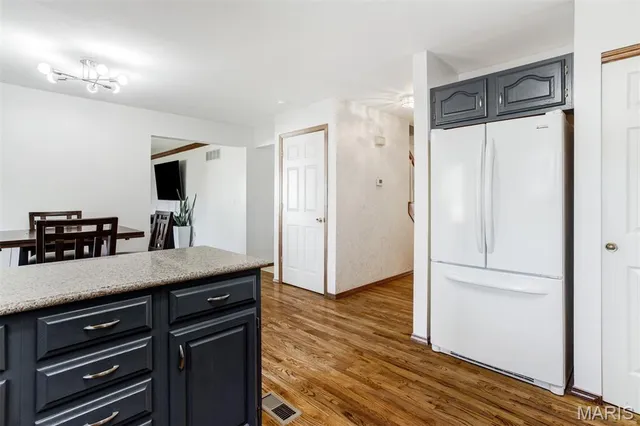 $425,000 | 2105 Telford Drive, St. Louis, MO 63125