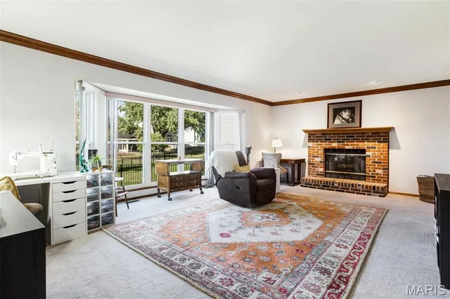 $425,000 | 2105 Telford Drive, St. Louis, MO 63125