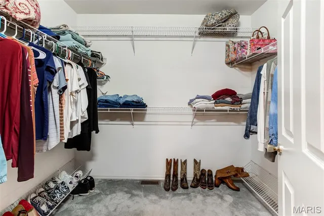 $425,000 | 2105 Telford Drive, St. Louis, MO 63125