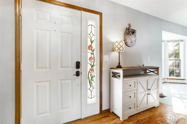 $425,000 | 2105 Telford Drive, St. Louis, MO 63125