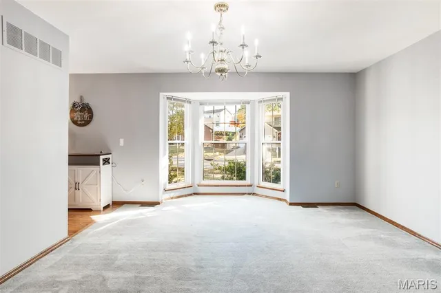 $425,000 | 2105 Telford Drive, St. Louis, MO 63125